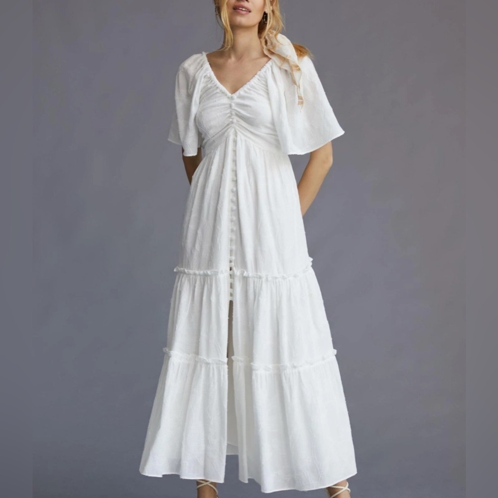 NWT! Anthropologie Tiered Maxi Dress with sleeves in White size Small